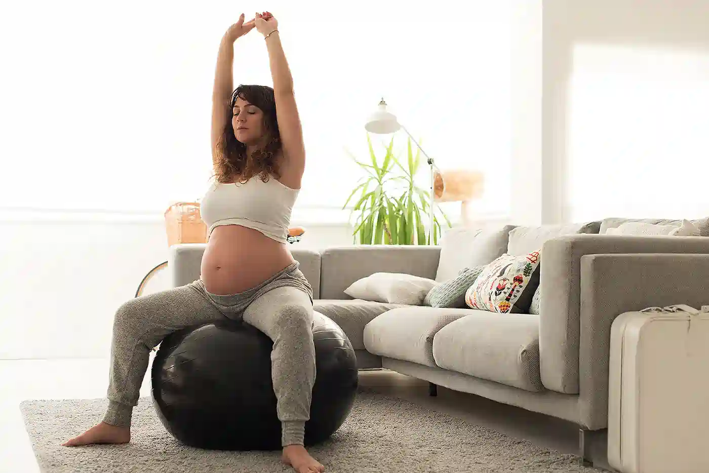 How to Support Your Core Safely During Pregnancy Stratford